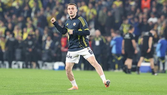 Kerem için özel bir akşam, tribünler ilk onu çağırdı