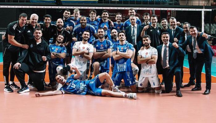 Halkbank deplasmanda Fenerbahçe'yi devirdi