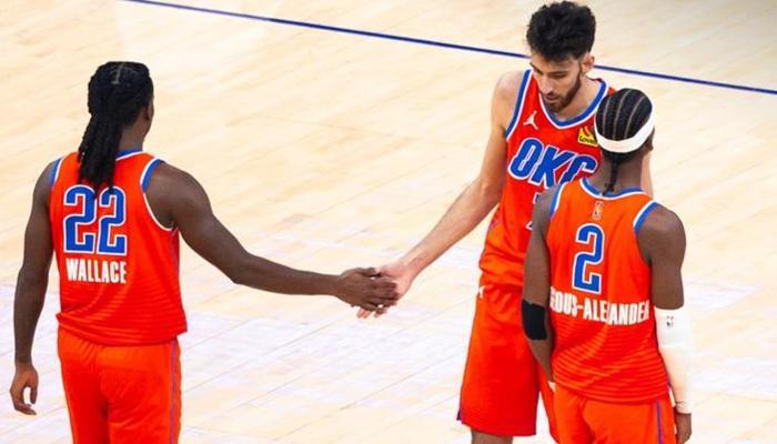 Thunder'dan üst üste 13. galibiyet