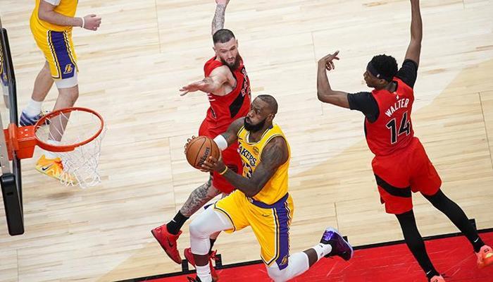 LeBron James'in 18 yıllık serisi sona erdi!