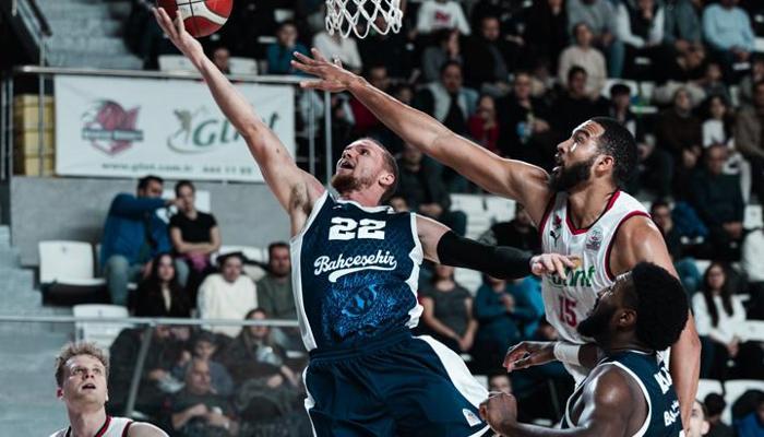 Bahçeşehir Koleji Manisa'da geriden gelip kazandı