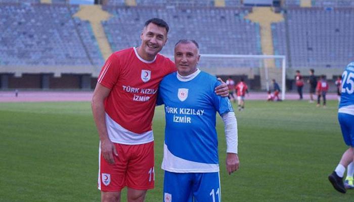 Eski futbolcular ve yöneticiler Kızılay için sahaya çıktı