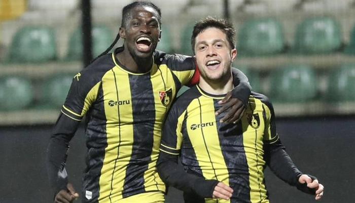 İstanbulspor Sivasspor'u devirdi, 9 maçlık hasret sona erdi