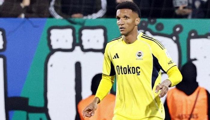 Fenerbahçe'de Rodrigo Becao kadro dışı bırakıldı