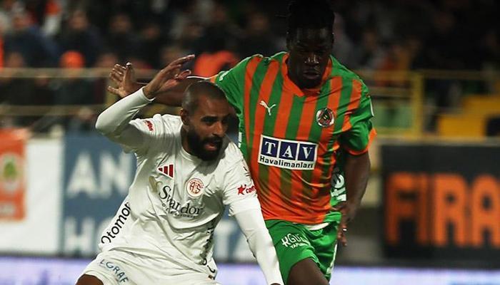 Alanyaspor - Antalyaspor maçı sonucu: 0-0