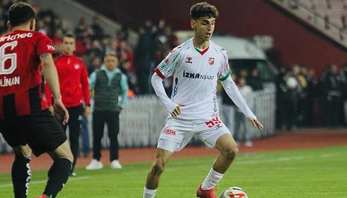 Karşıyaka'da Adem Yeşilyurt sevinci