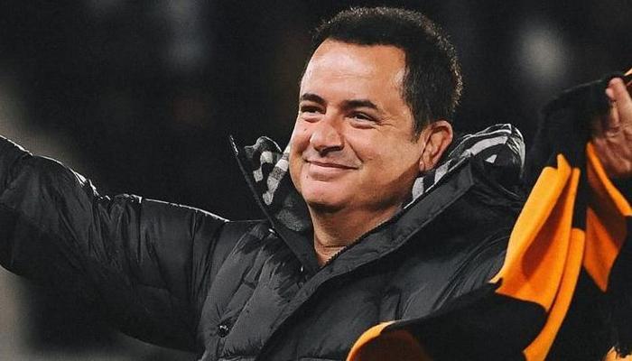 Hull City, Wrexham'ın 9 maçlık serisine son verdi