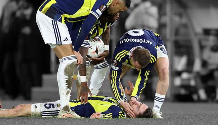 Fenerbahçe'de korkutan sakatlık