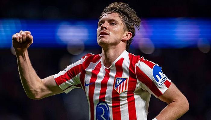 Manchester United'a yeni yıldızlar yolda...