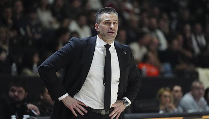 Babası 'Dusan evine git' yazmıştı, Beşiktaş maçını yönetti