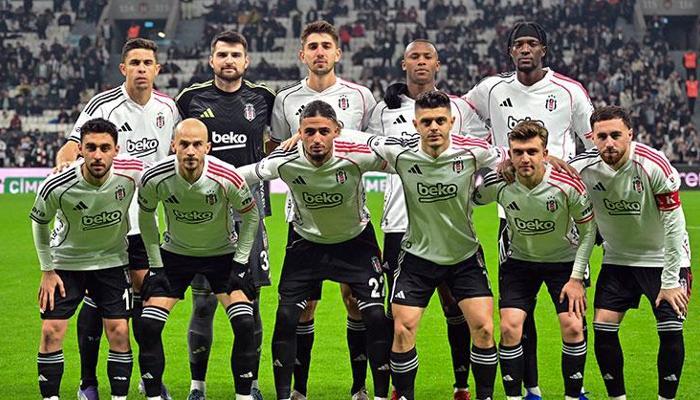 Beşiktaş'ta sakatlık! Maça devam edemedi
