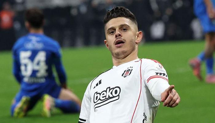 Beşiktaş'ın golcüsü Rashica! Forvete geçti, kahraman oldu