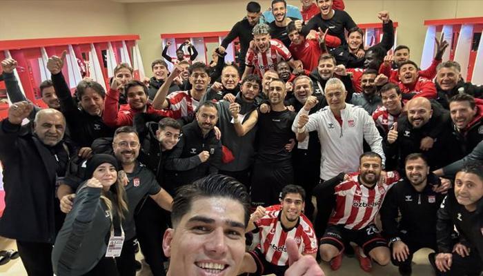 Sivasspor kara kışa aldırış etmeden kazanmasını bildi
