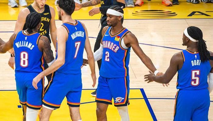 Thunder, yıldızlarından yoksun Warriors'ı farklı yendi