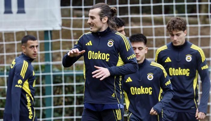 Fenerbahçe'nin Samsunspor maçı kamp kadrosu açıklandı