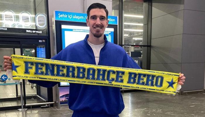 Fransız yıldız Nando De Colo İstanbul'da