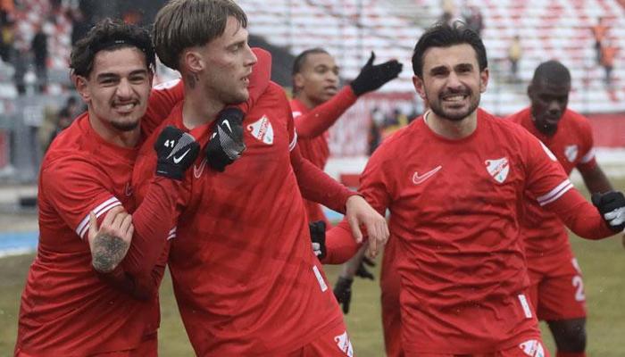 Boluspor deplasmanda Vanspor FK'yı tek golle devirdi