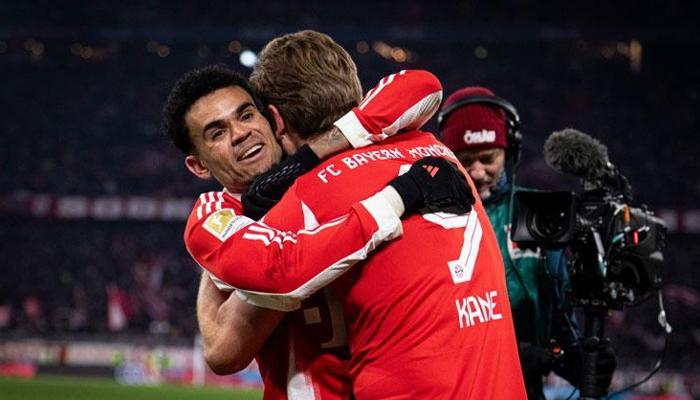 Bayern Münih sahasında gol oldu yağdı