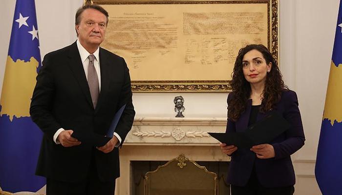 Hasan Arat, Kosova Cumhurbaşkanlığı Onur Nişanı ile ödüllendirildi