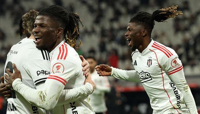 El Bilal Toure durdurulamıyor