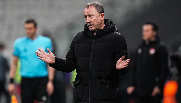 Sergen Yalçın'dan transfer sözleri!