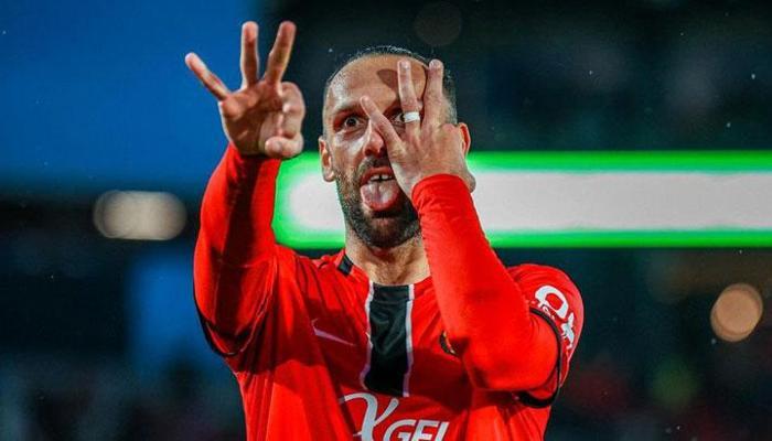F.Bahçe haberleri coşturdu, Muriç hat-trick yaptı