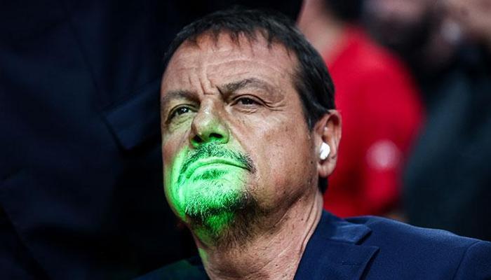 Ergin Ataman oyuncularına patladı! 'Hak etmiyorlar...'