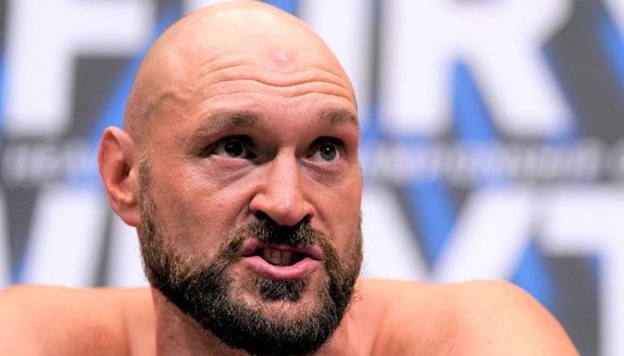 Tyson Fury, Makhmudov ile ringe çıkacak