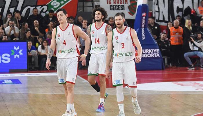 Karşıyaka Basketbol istanbul'da kayıp