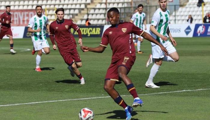 Bandırmaspor sahasında dağıldı