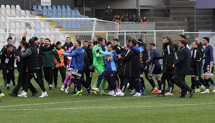 Keçiörengücü - Erzurumspor FK maçında kavga çıktı