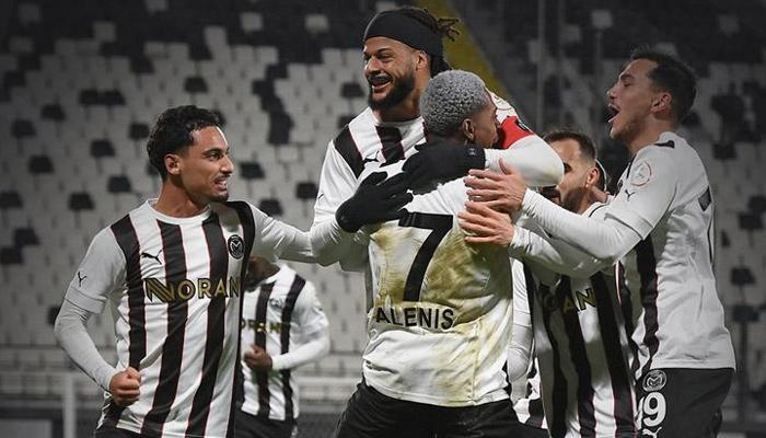 Manisa FK'dan Bandırmaspor'a son dakika üçlüğü