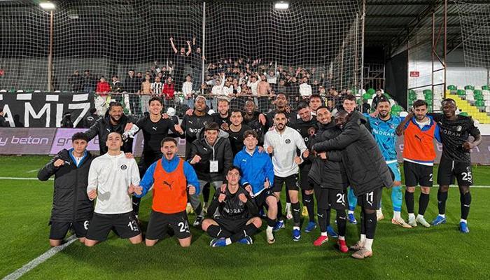 Manisa FK Play-Off'a göz kırptı!