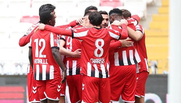 Sivasspor kendine geldi!