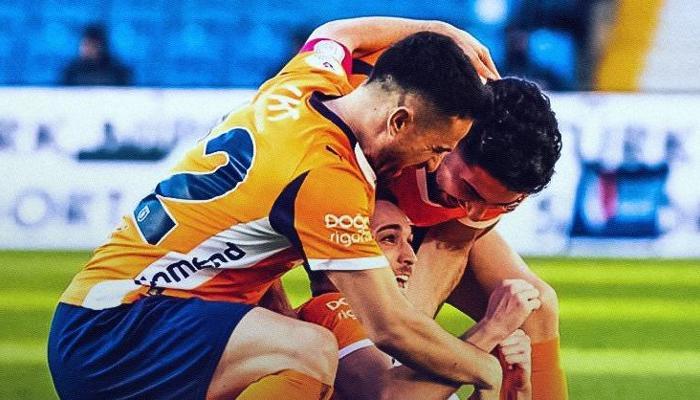 Başakşehir evinde Brnic ile güldü!