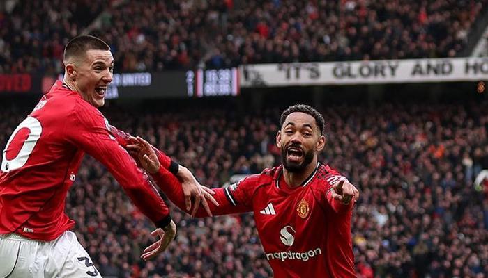 Manchester United kritik maçı kazandı!
