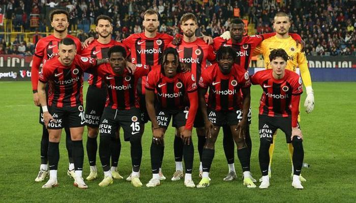 Gençlerbirliği'nin Portekizli kalecisi Ricardo'ya milli davet