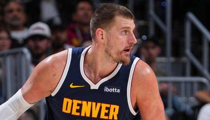 Nikola Jokic'ten 'triple-double'