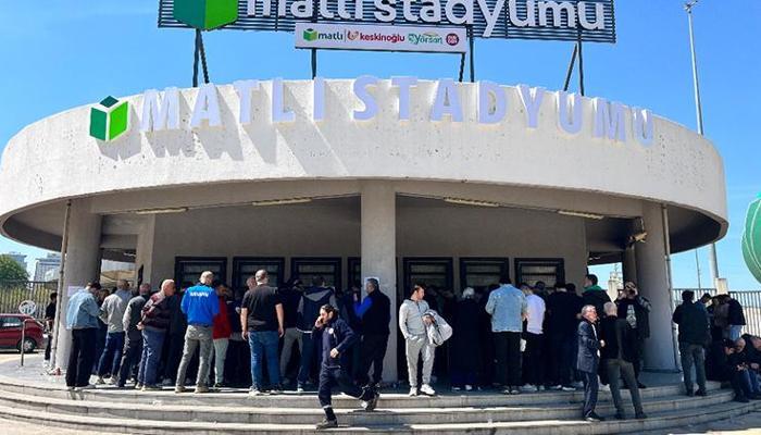 Bursaspor'da satışa sunulan 39 bin kombine tükendi