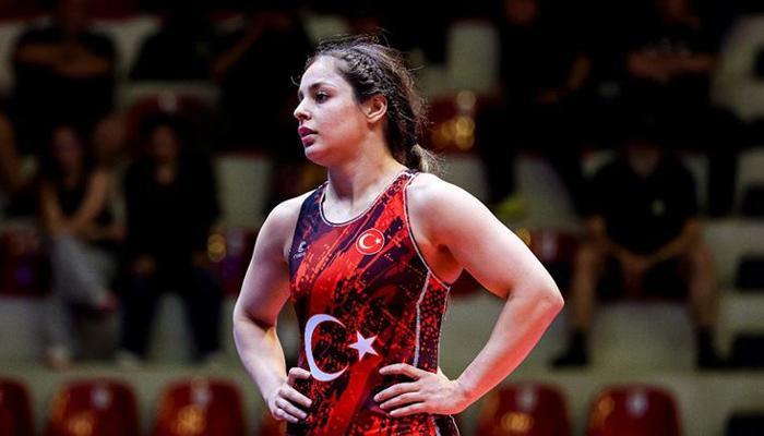 Tuba Demir'den bronz madalya