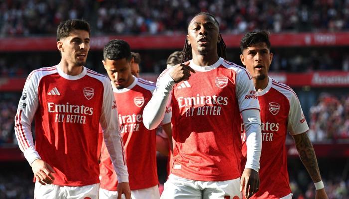 Arsenal, Premier Lig'de liderliği geri aldı! (