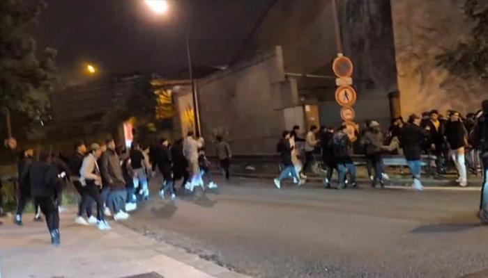 Paris'te ortalık karıştı: 127 kişi gözaltına alındı