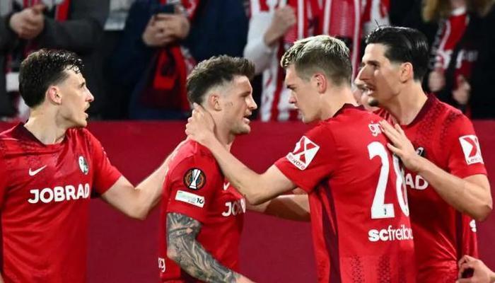 4 gollü maçta kazanan Freiburg!