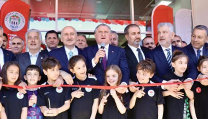 Bakan Bak: ‘Trabzonspor bir dünya markası'