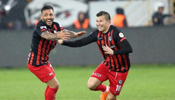 ÇORUM FİNALDE! Süper Lig yolunda nefes kesen rövanş