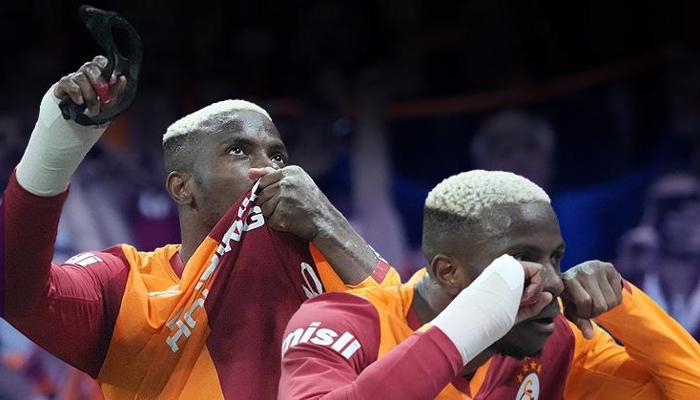 Chris Waddle'dan Victor Osimhen'e çağrı