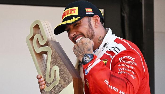 İspanya'da zafer Lewis Hamilton'ın! Ferrari ile ilki başardı