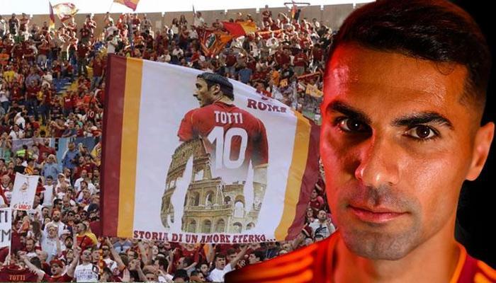Zeki Çelik Totti'nin izinde; AS Roma efsanesi oluyor