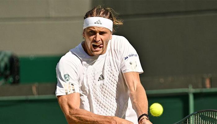 Alexander Zverev Wimbledon'da yarı finale yükseldi