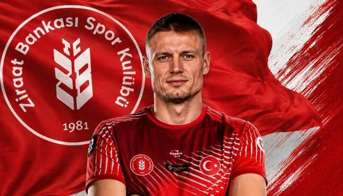 Yuriy Gladyr'i Ziraay Bankkkart'ta